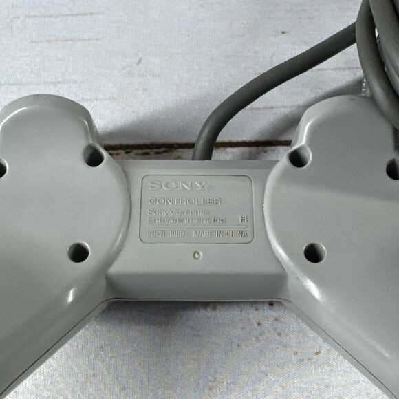 Official Sony PlayStation 1 PS1 Controller Grey SCPH-1080 - tested and working - Picture 5 of 5